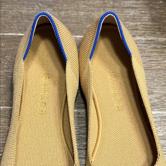 Rothy's Tan and Black Women's Flats - Picture 6 of 6